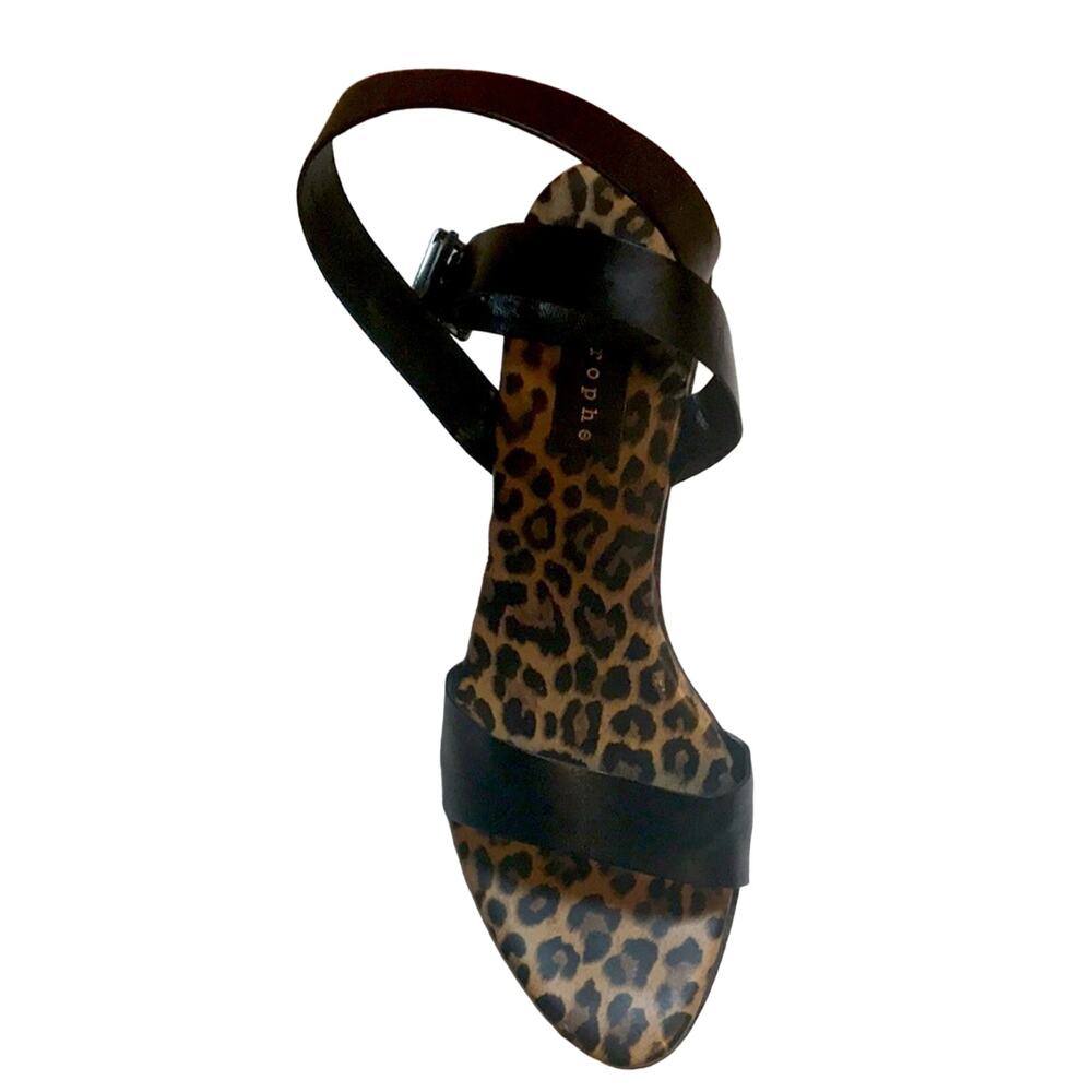 Apostrophe Leopard Lined Open Ankle Strap Sandal. 8.5